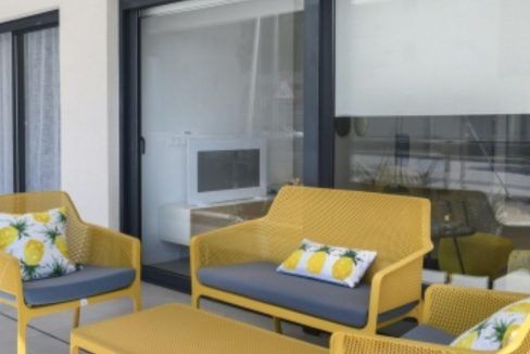 TERRAZA BAJO