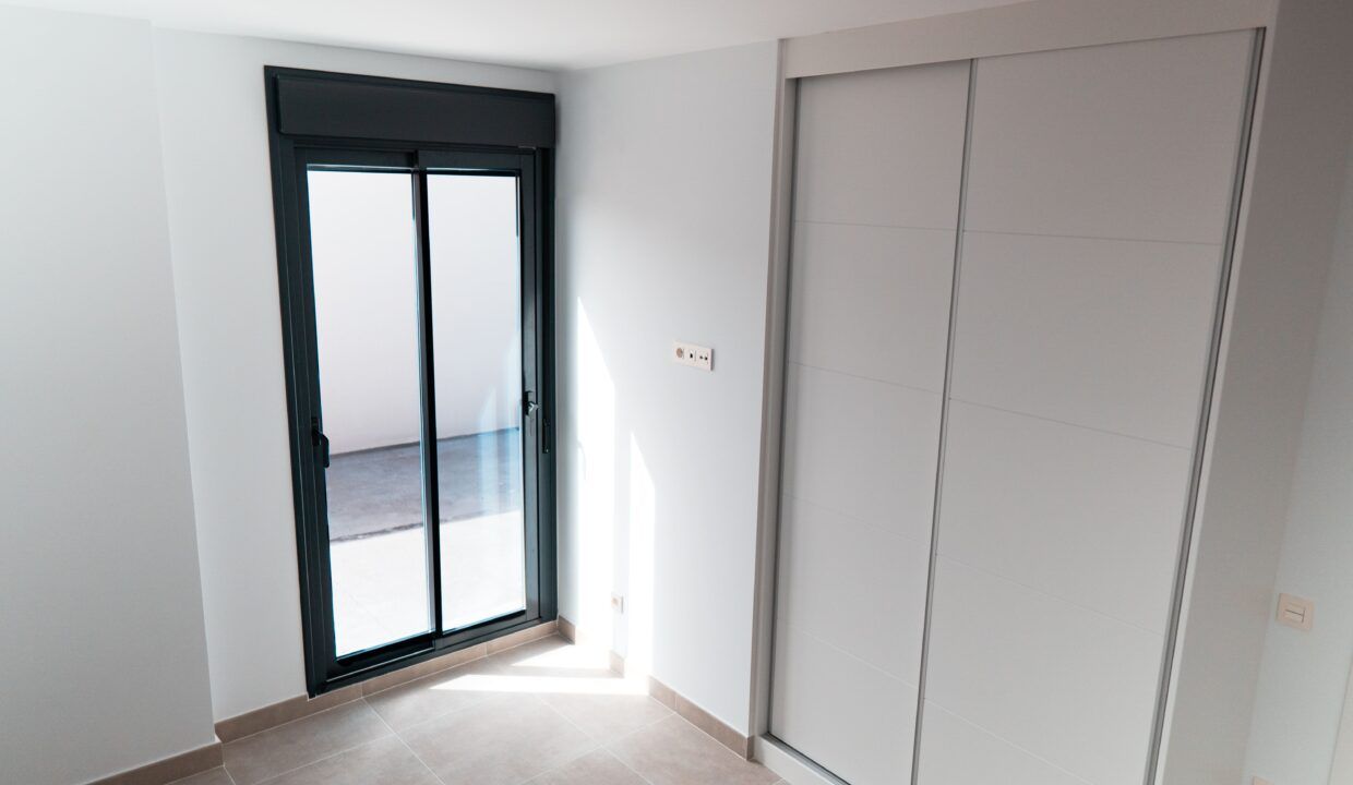 10145583-01-image-11