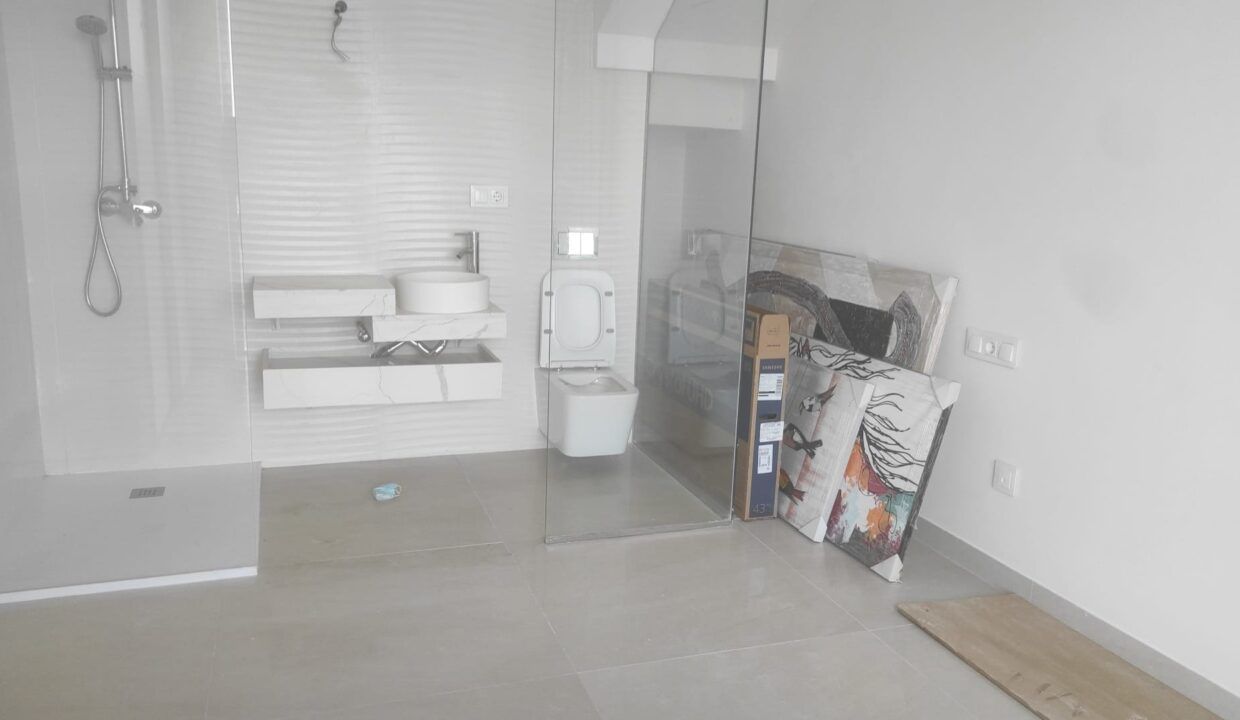 25162618-01-image-9
