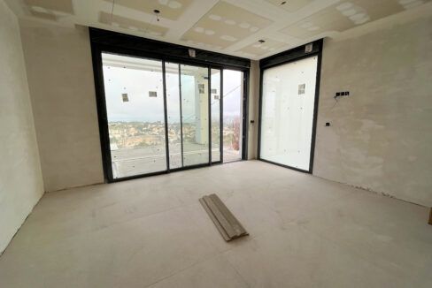 45012064-01-image-6