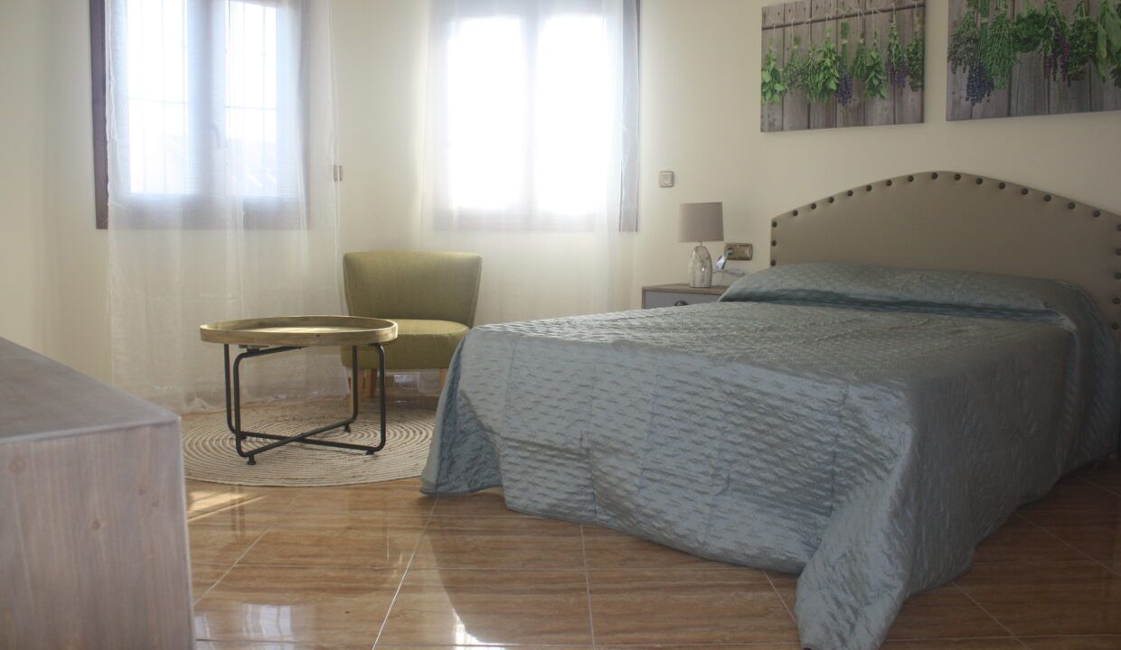87172294-01-image-2