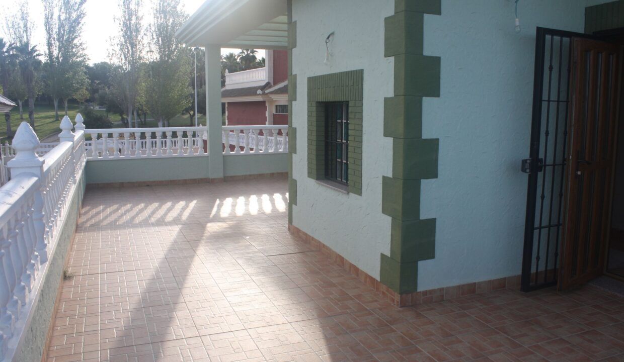 87172294-01-image-22