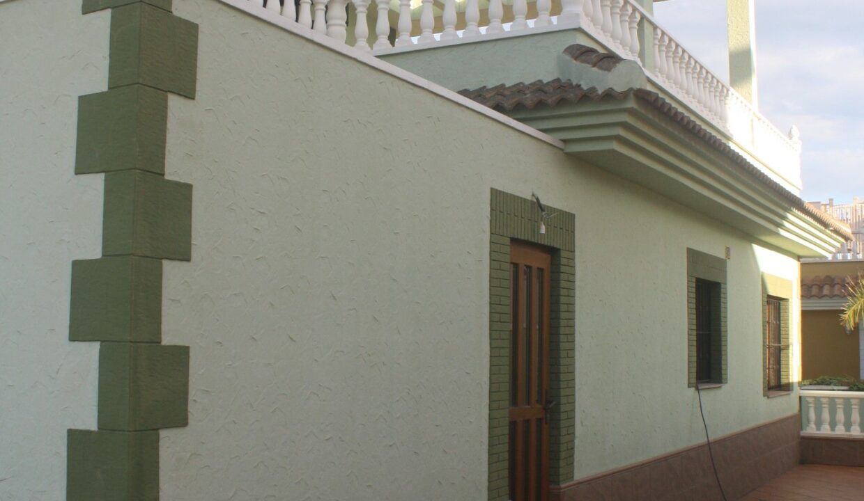 87172294-01-image-25