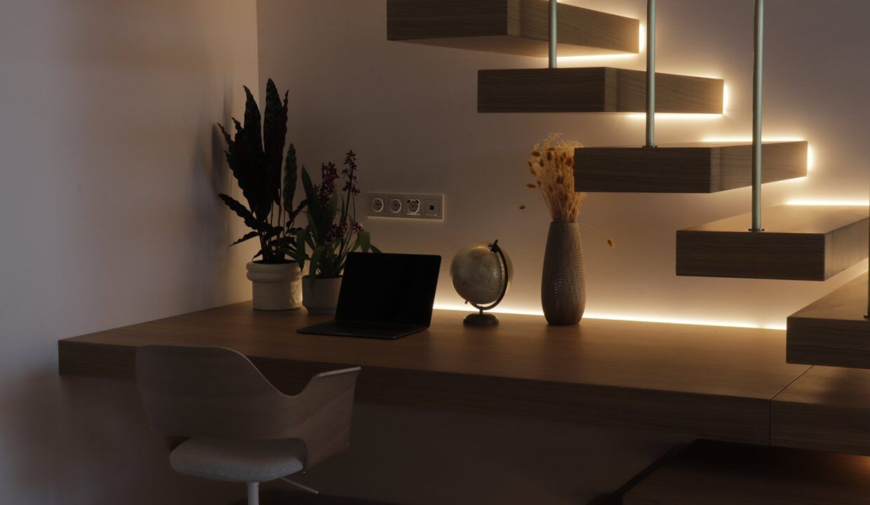 16502119-01-image-16