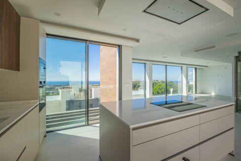 22695792-01-image-10
