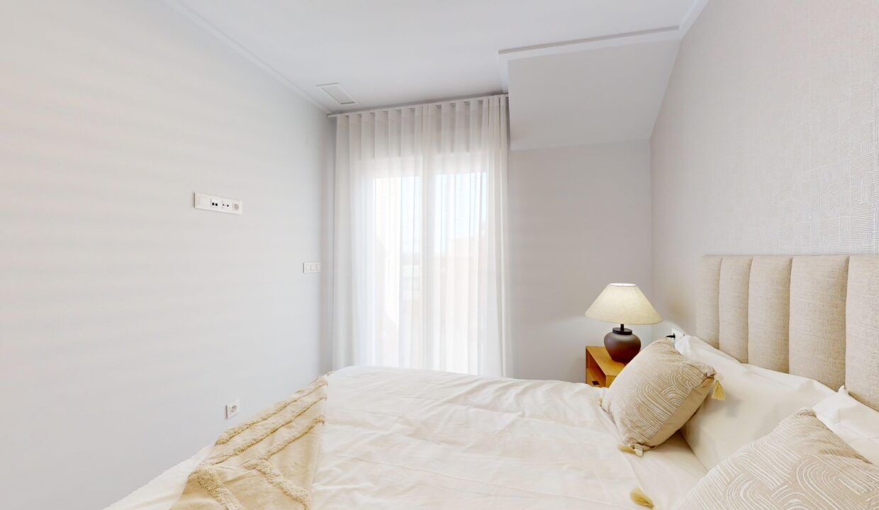 14235552-01-image-18