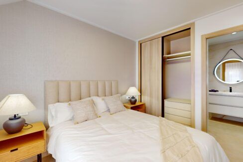 14235552-01-image-21