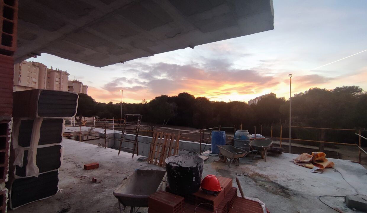 31924446-01-image-36
