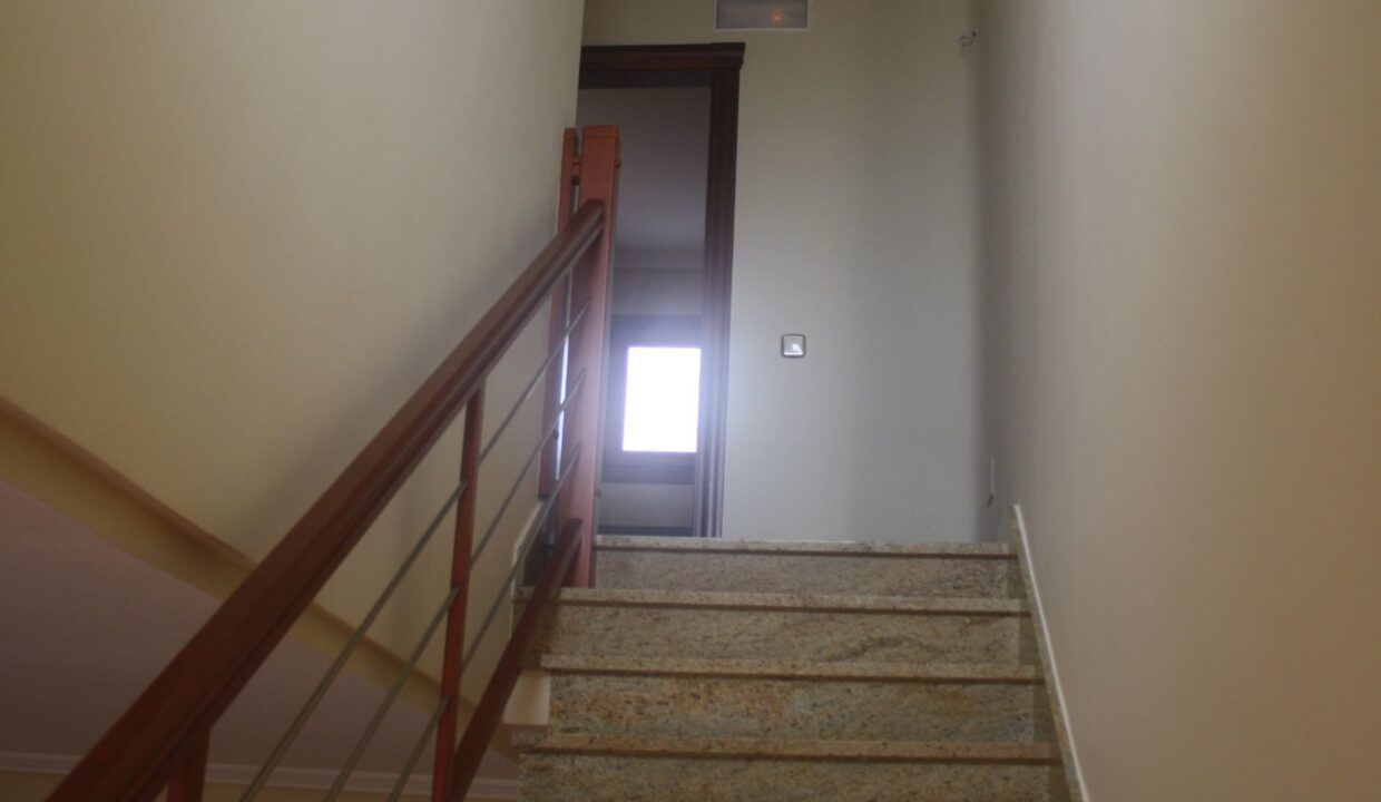 99945618-01-image-16