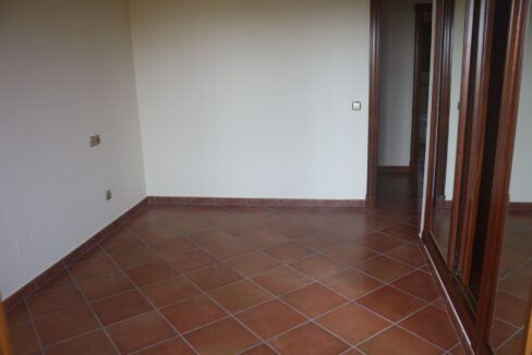 99945618-01-image-18