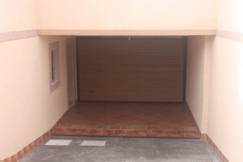 99945618-01-image-22