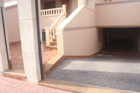 99945618-01-image-29