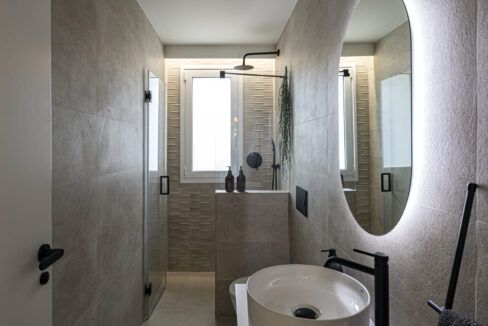 19485565-01-image-35