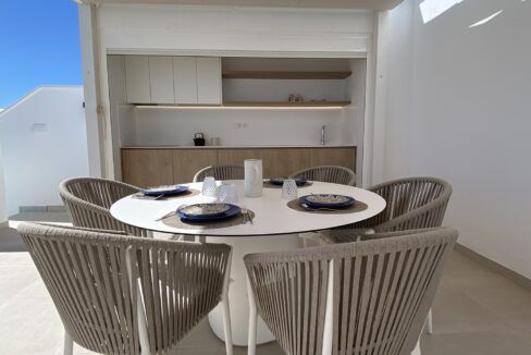 25065124-01-image-11