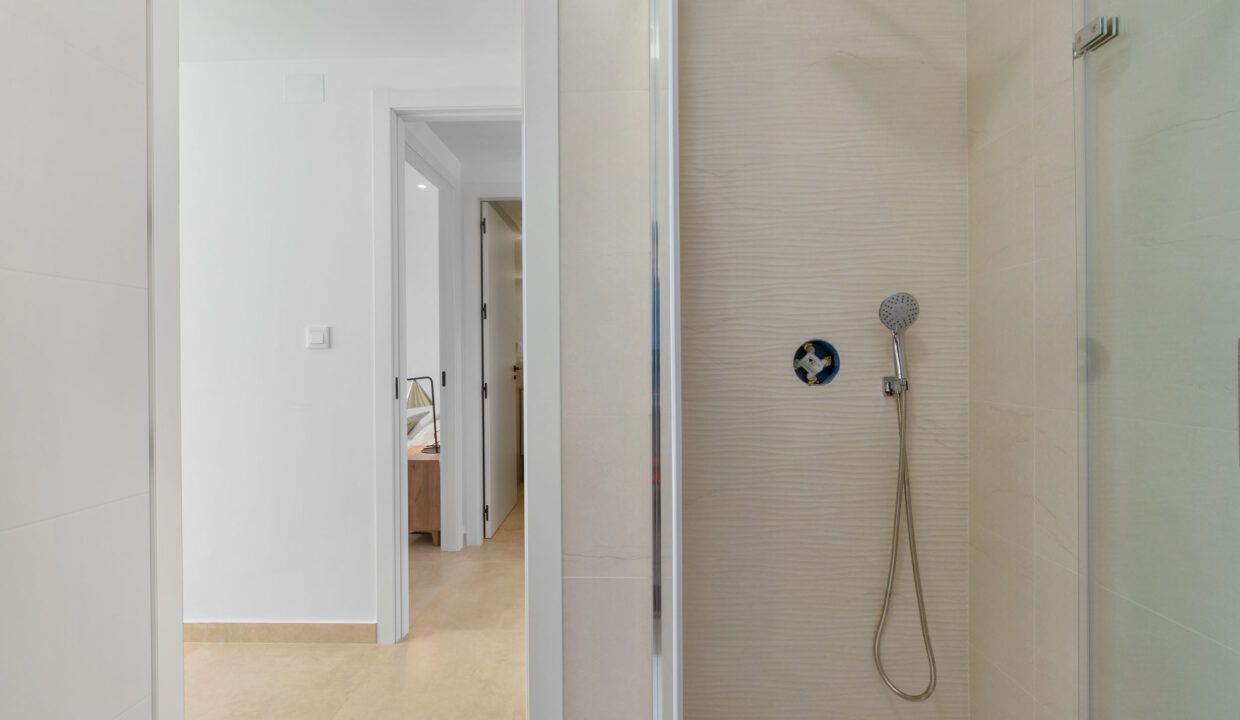 30678642-01-image-26