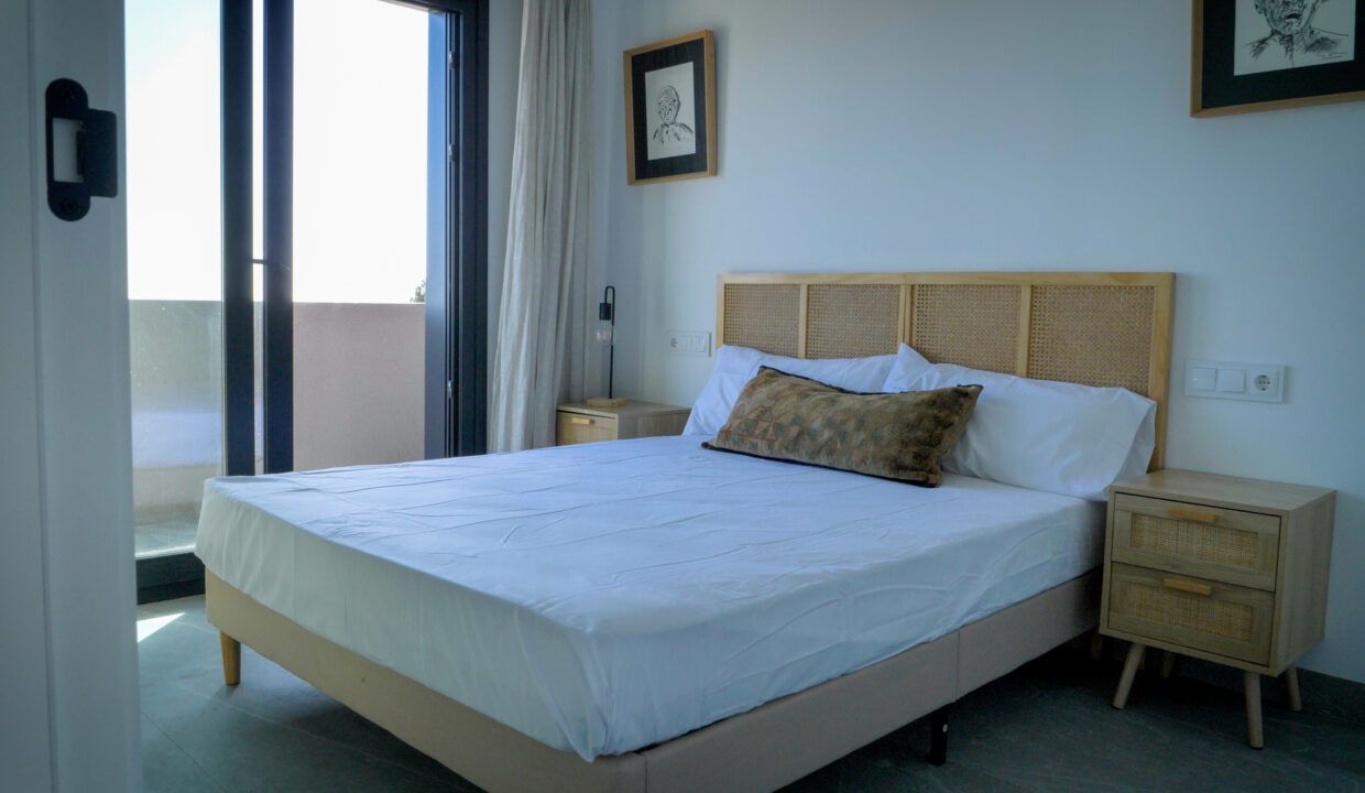 96912041-01-image-8