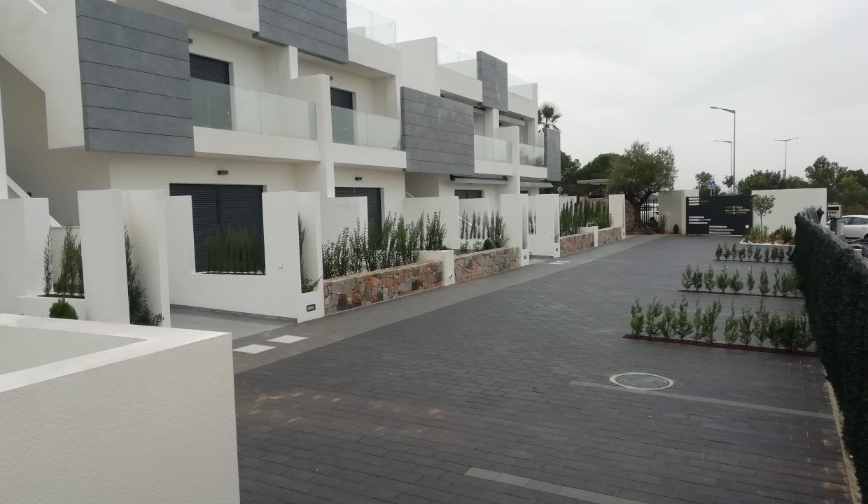 29126226-01-image-12