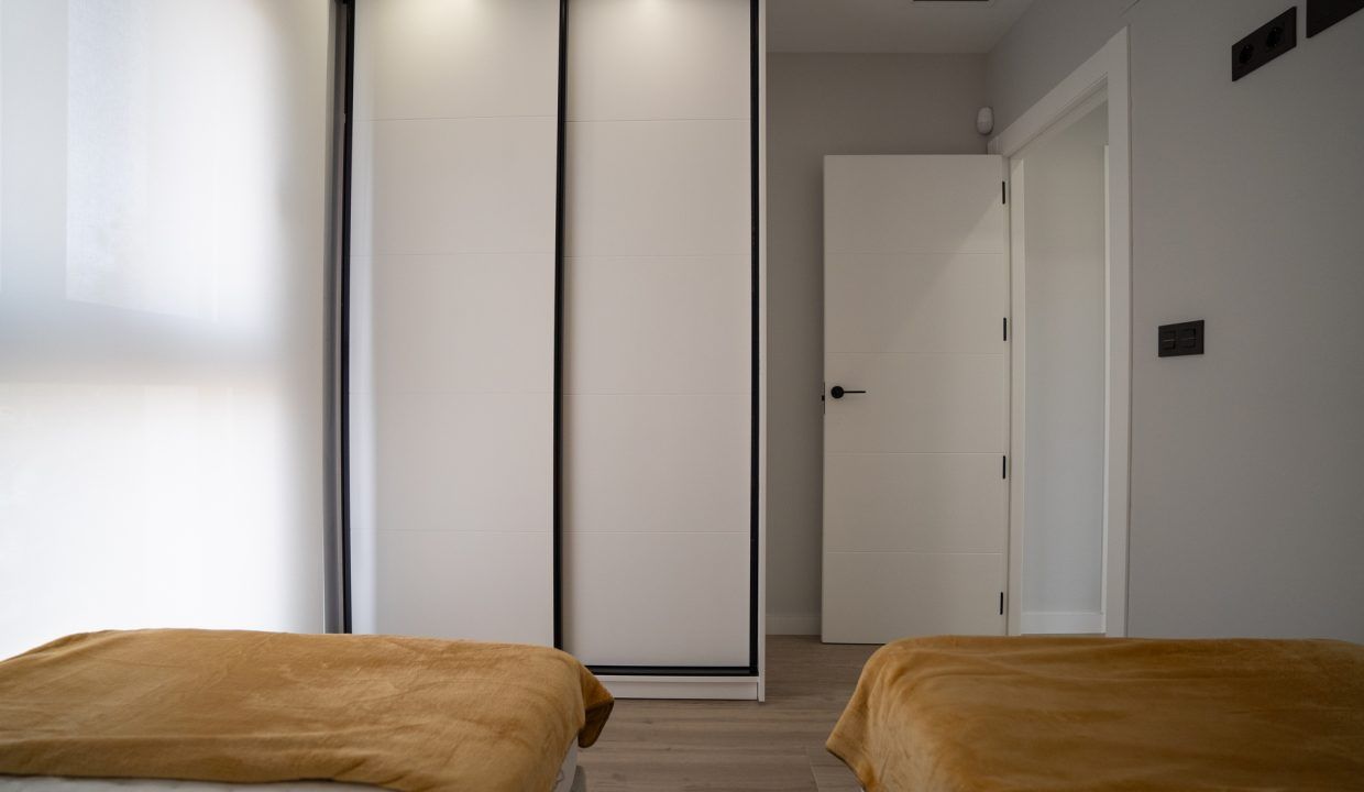 35092808-01-image-12
