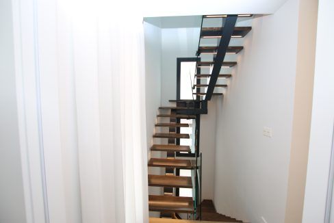 79845964-01-image-11