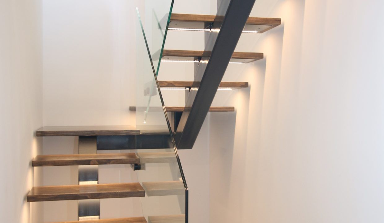 79845964-01-image-12