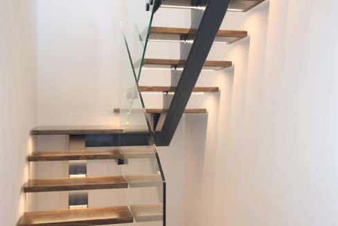 79845964-01-image-12