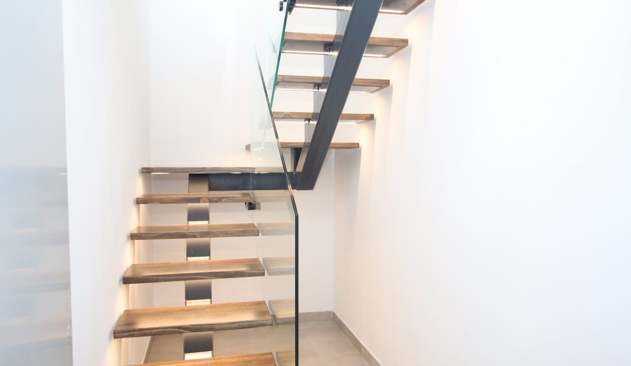 79845964-01-image-13