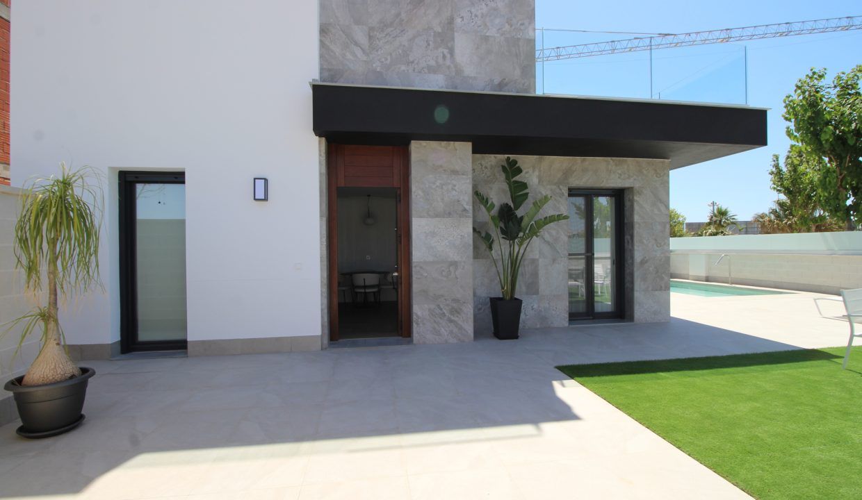 79845964-01-image-20