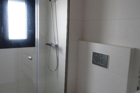 83957554-01-image-18