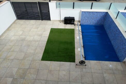 83957554-01-image-46