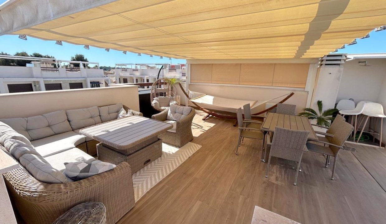 12417823-01-image-12