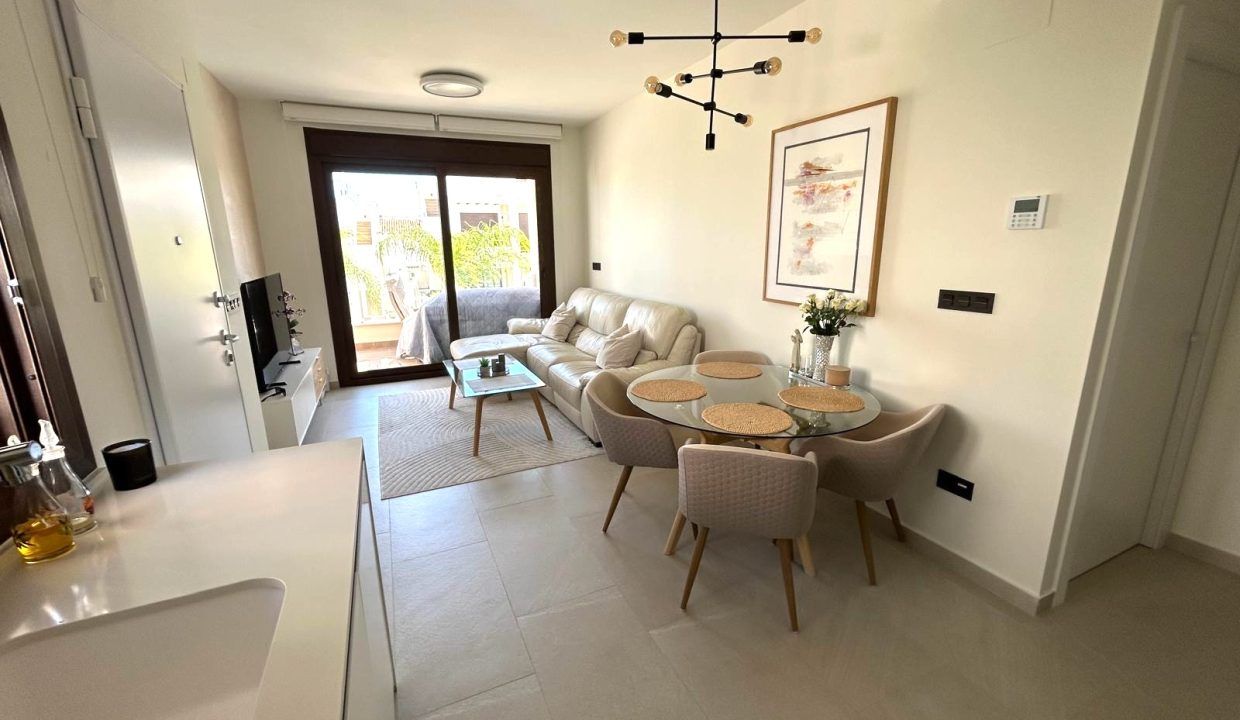 12417823-01-image-22