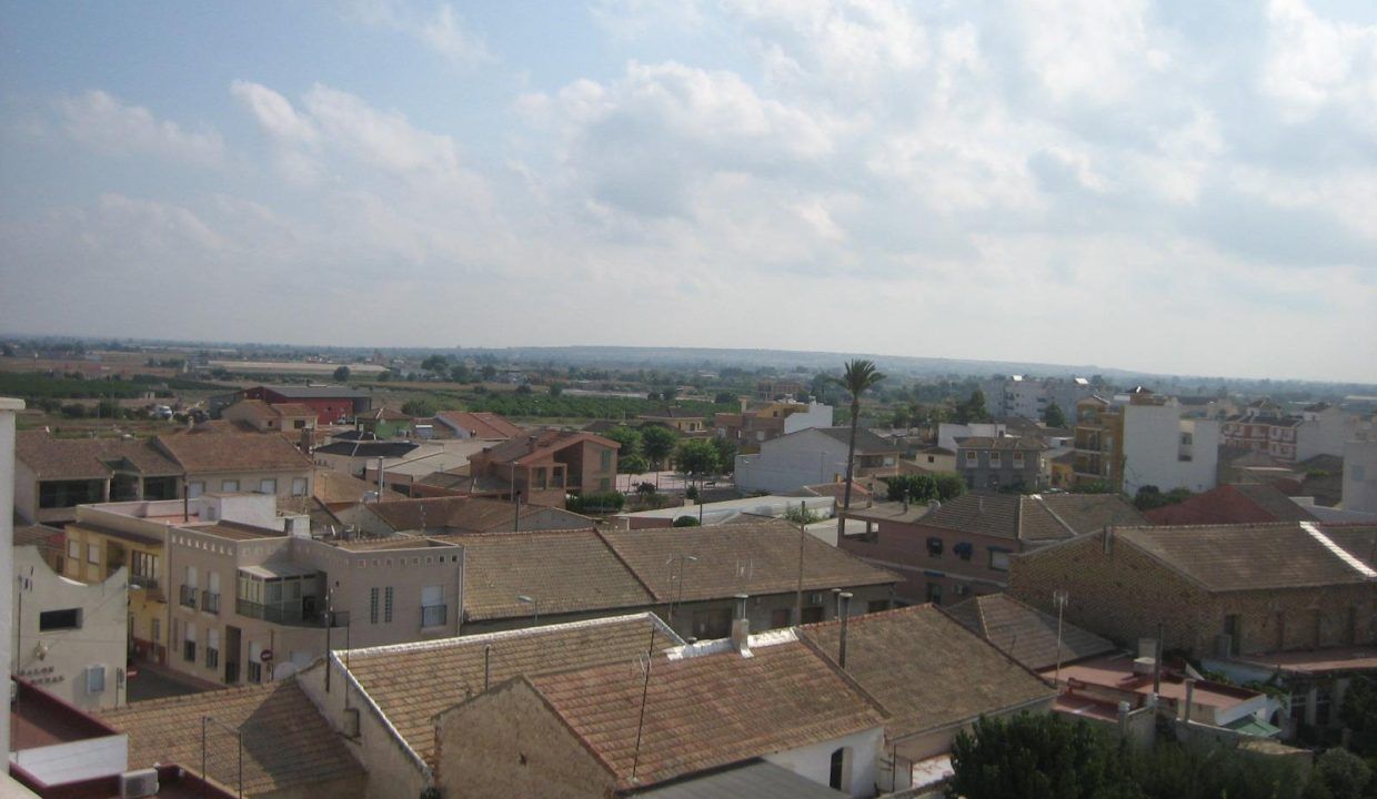 23712316-01-image-5