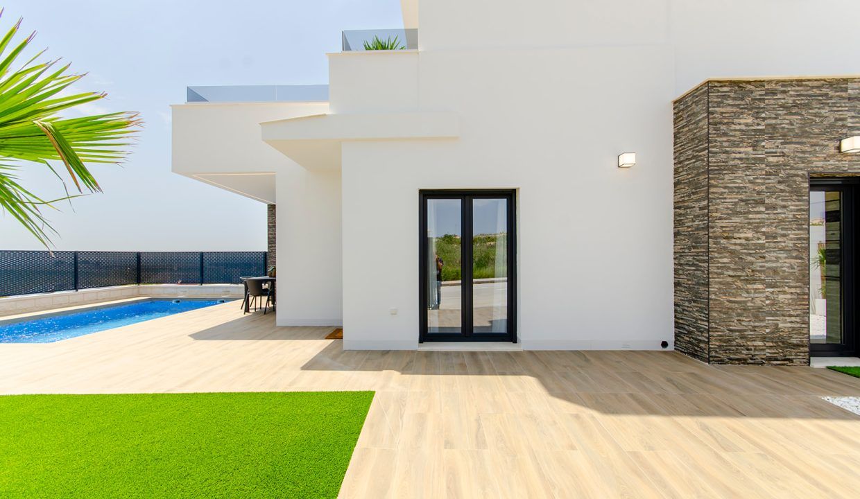 SUNA PROPERTIES