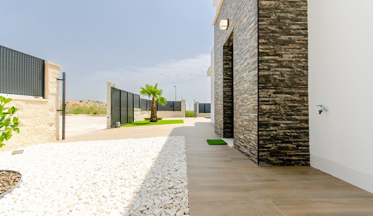 SUNA PROPERTIES
