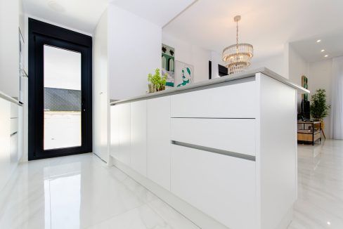 SUNA PROPERTIES
