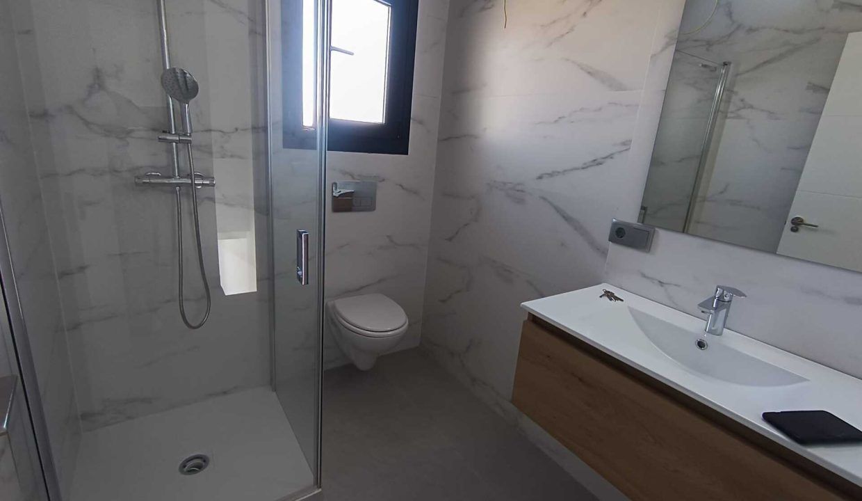 17401005-01-image-13