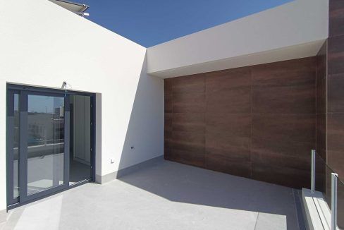 17401005-01-image-14