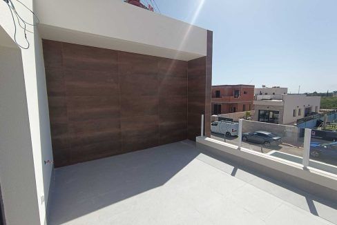 17401005-01-image-15