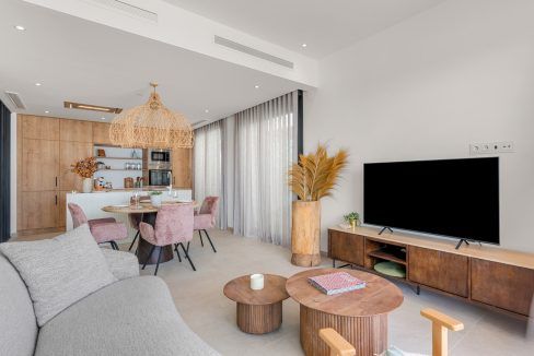 92188479-01-image-18