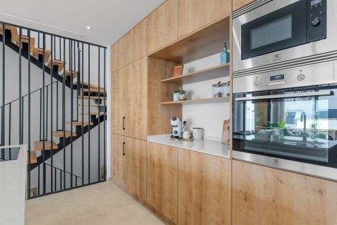 92188479-01-image-24