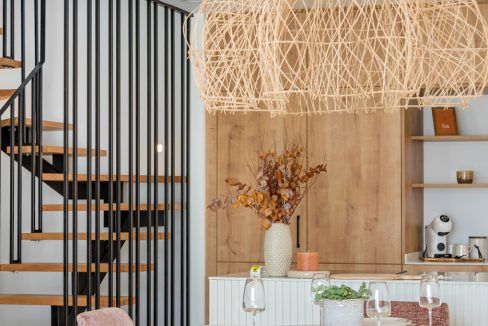 92188479-01-image-27