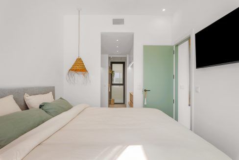 92188479-01-image-31