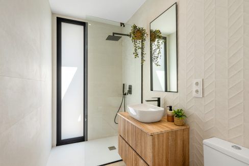 92188479-01-image-38