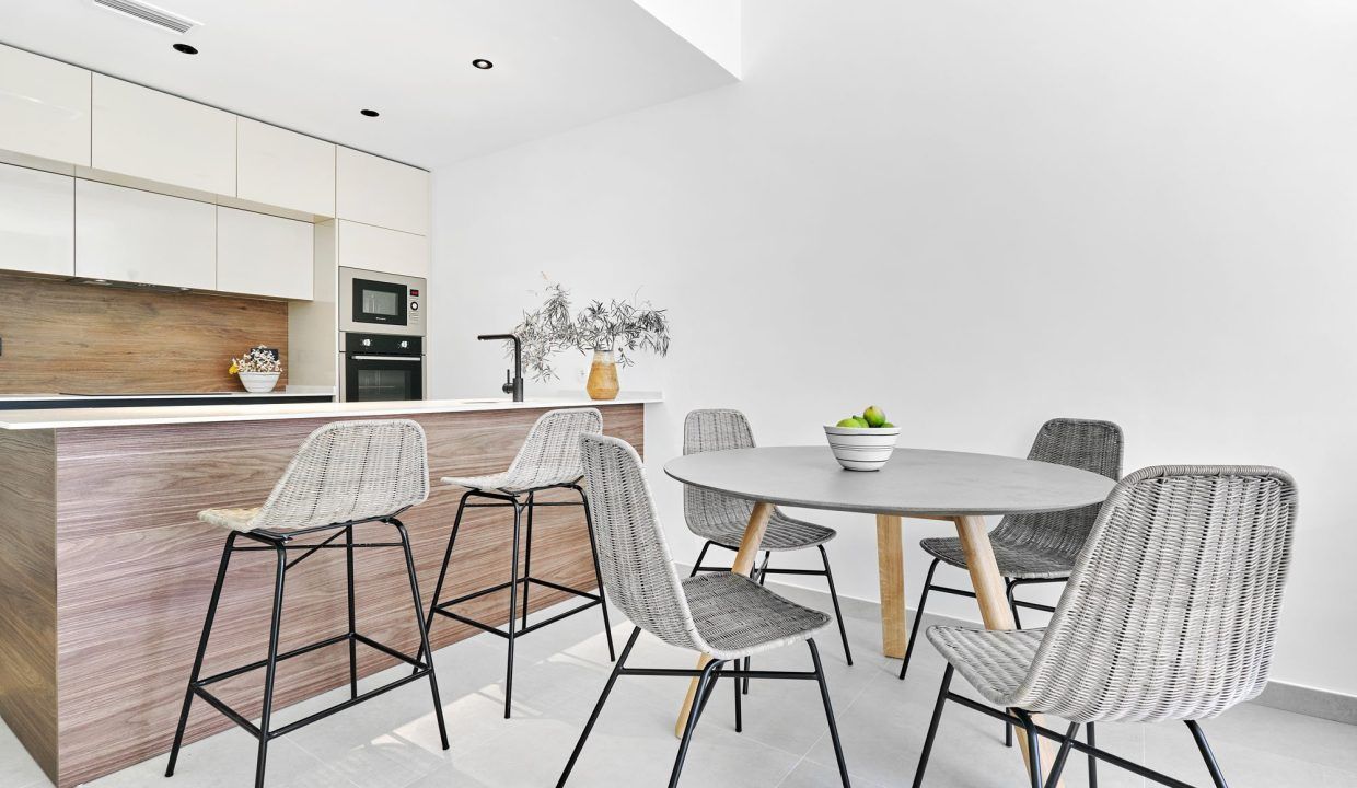 11891857-01-image-18