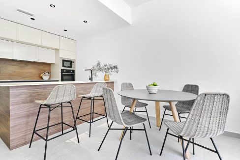 11891857-01-image-18