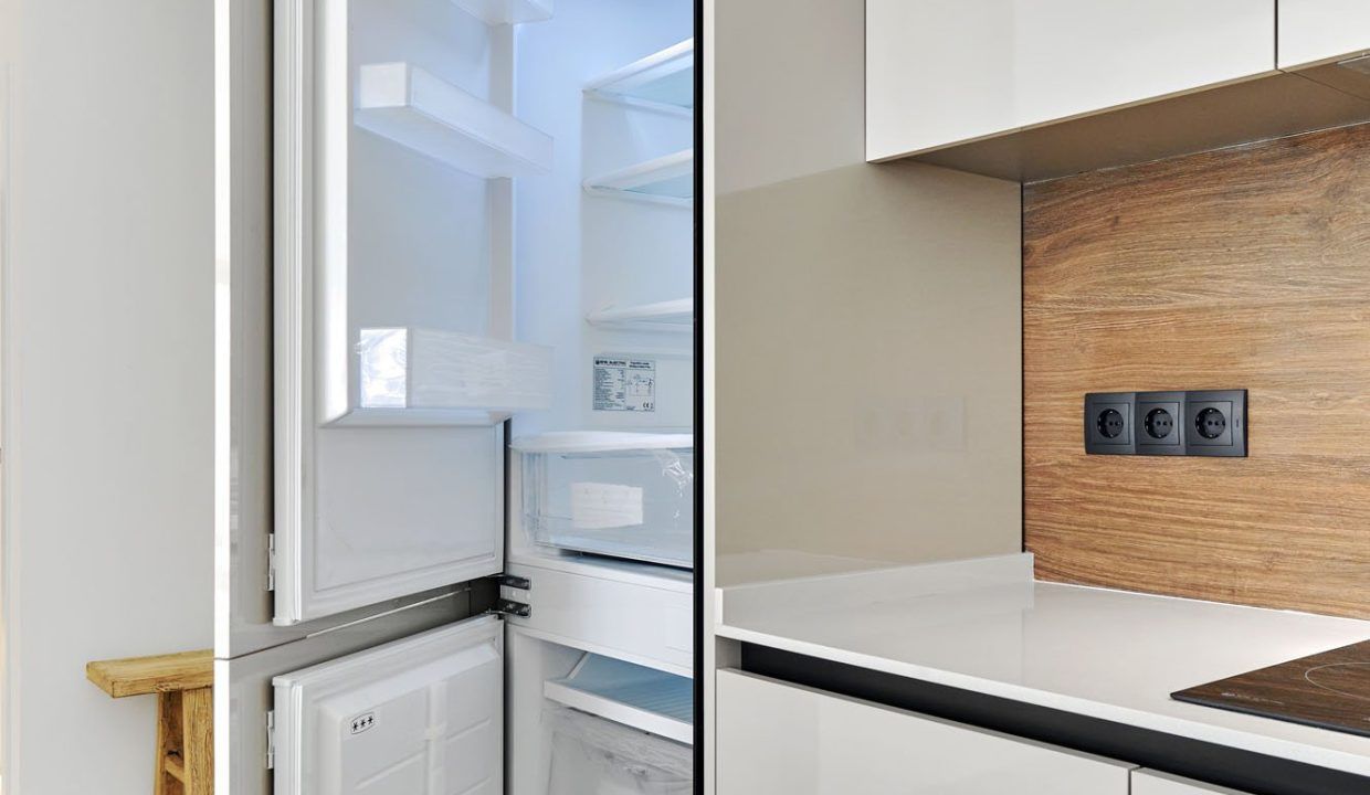 11891857-01-image-30