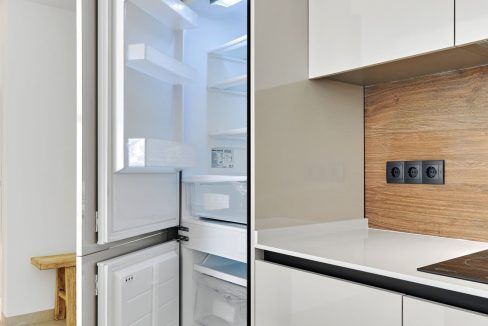 11891857-01-image-30