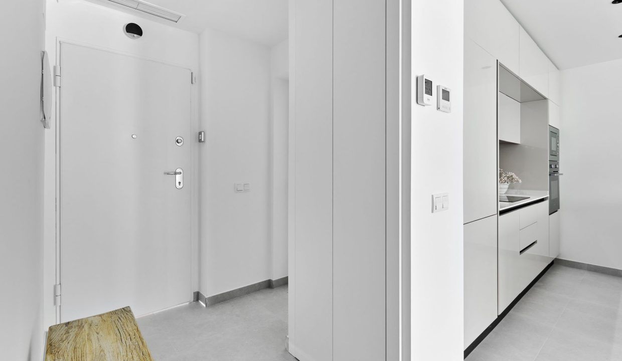 11891857-01-image-33