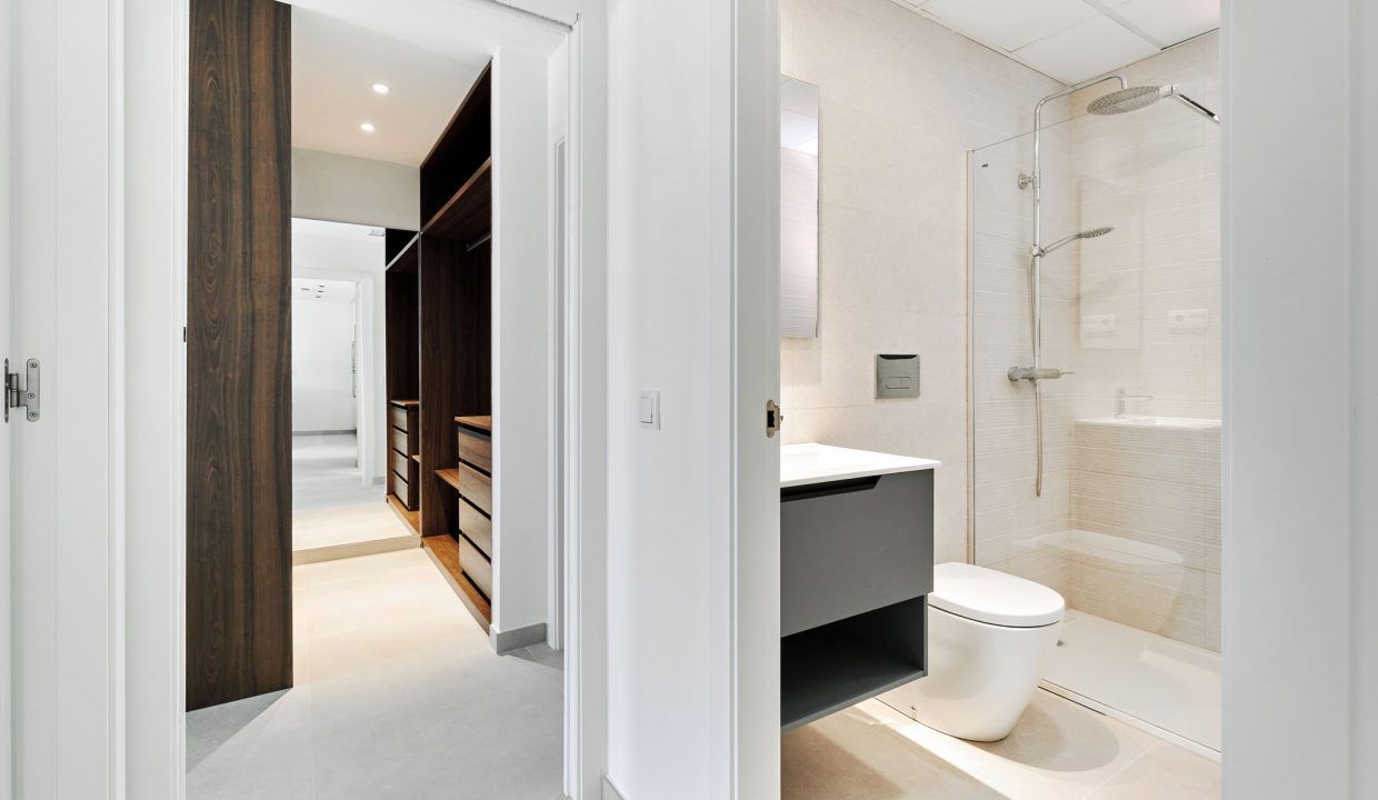 11891857-01-image-38