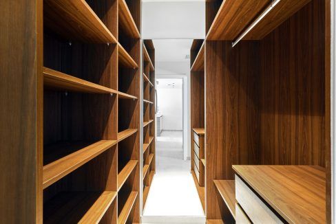 11891857-01-image-44